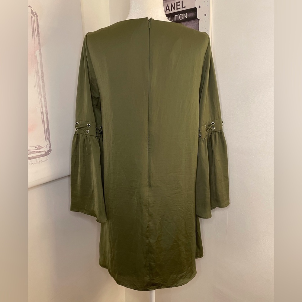 Venus Long Bell Sleeves Mini Dress Olive Green Size Medium - Picture 5 of 15